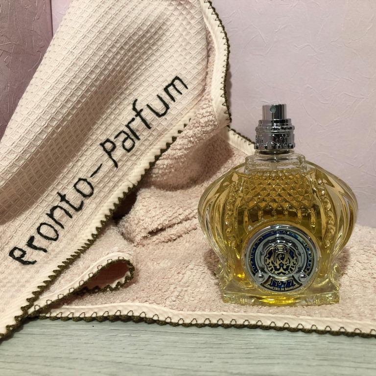 Верхние ноты: Бергамот, кардамон и Маракуйя; ноты сердца: роза, Жасмин, пачули и Маракуйя; ноты базы: Ваниль, Серая амбра, Тонка бобы и пачули. Тип аромата: цветочные, мускусные, древесные 