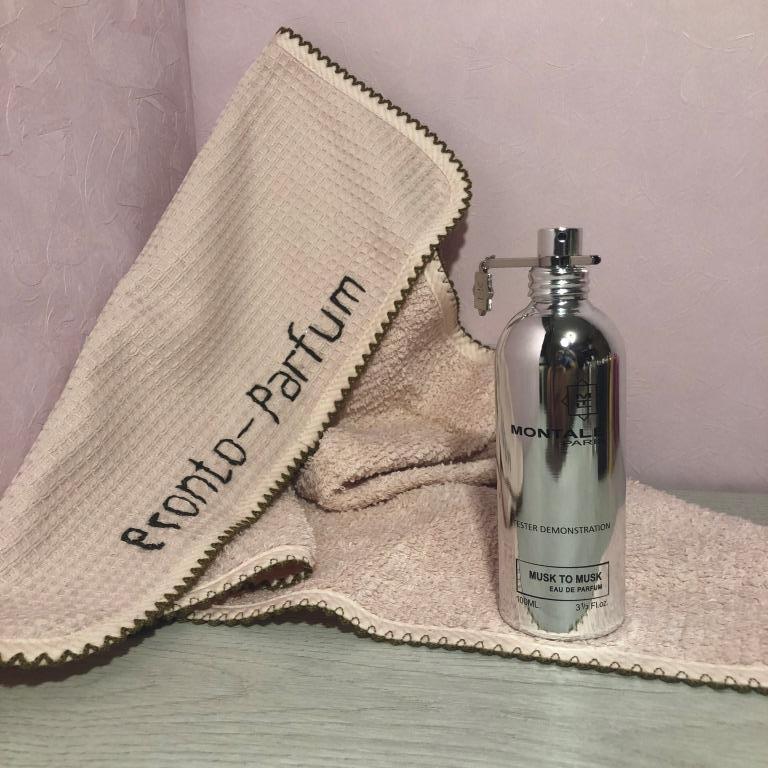 Парфюмер: Pierre Montale. Композиция аромата включает ноты: Мускус, Амбра, Мускатный орех, Уд, Древесные ноты и Тиковое дерево.