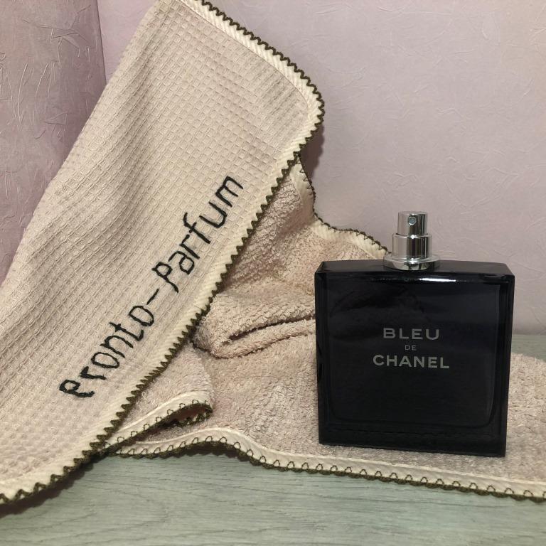 Основные ноты: амбра, мускатный орех, лабданум, сандал, имбирь, ветивер, пачули, мята, древесные аккорды, лимон, жасмин, ладан, грейпфрут, розовый перец, белый кедр. 