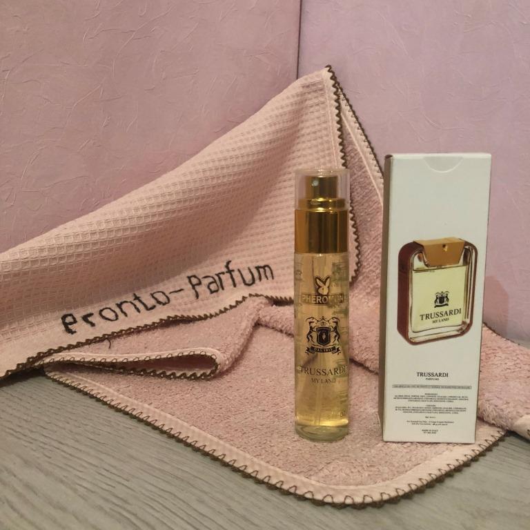 Начальные ноты: бергамот, зелёный мандарин. Ноты сердца: лаванда, фиалка, калон. Базовые ноты: кожаные аккорды, ветивер, бобы тонка, кашемировое дерево. 