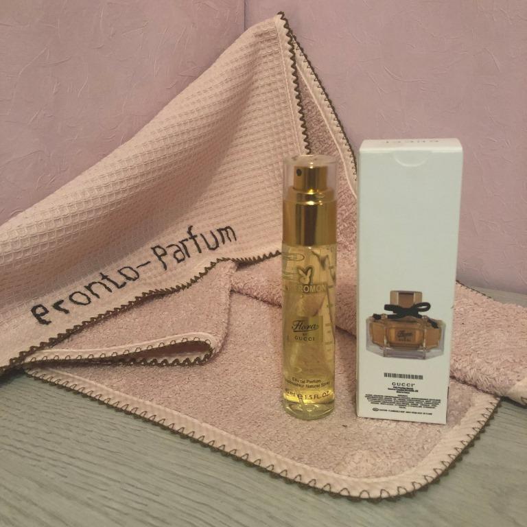 Начальные ноты: мандарин, пион, цитрусы. Ноты сердца: роза, османтус. Базовые ноты: розовый перец, пачули, сандал. 