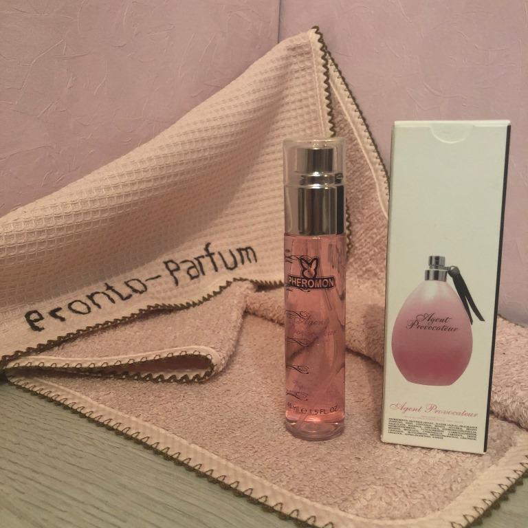 Начальные ноты: индийский шафран, магнолия. Ноты сердца: ветивер, гардения, египетскийжасмин, марокканская роза. Базовые ноты: белый кедр, мускус, амбра. 