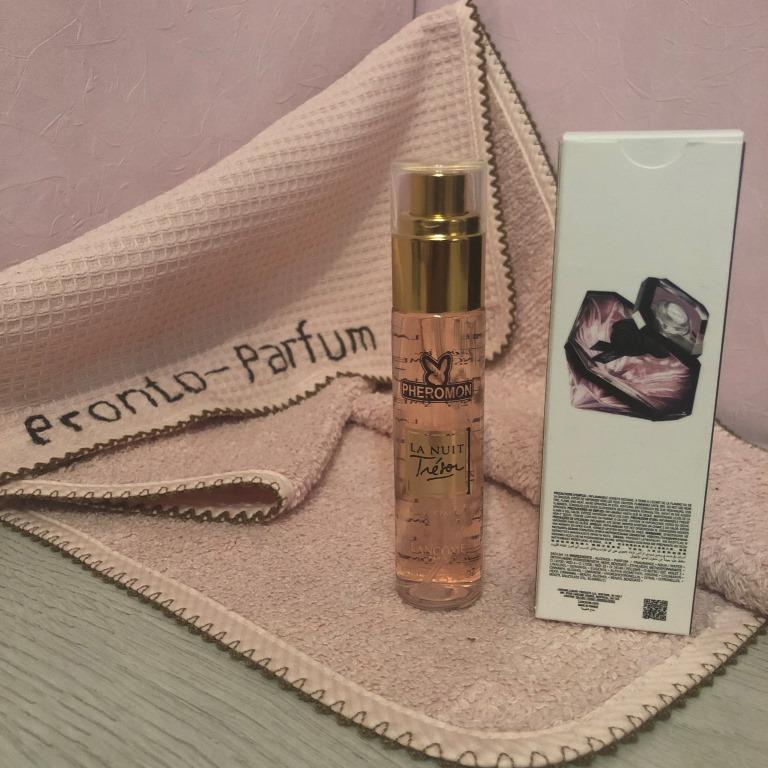 Начальные ноты: танжерин, бергамот, груша. Ноты сердца: чёрная роза, ванильная орхидея, клубника, маракуйя. Базовые ноты: папирус, пачули, личи, ладан, ваниль, пралине, кофе, карамель, лакричник, кумарин.