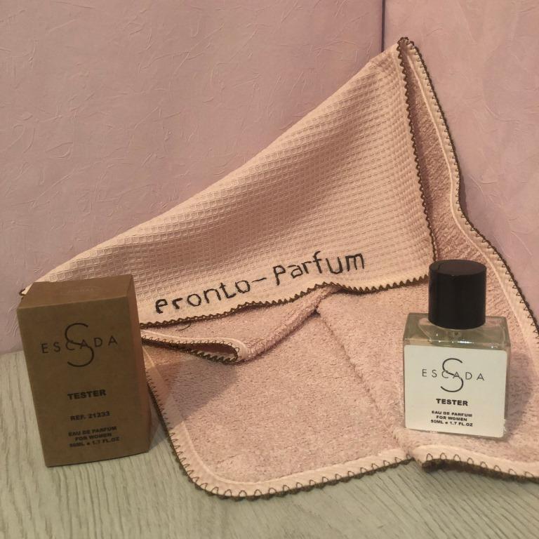  Начальные ноты: роза, слива, чёрная смородина. Ноты сердца: красный перец, цветок миндаля, роза, ландыш. Базовые ноты: сандал, лесной орех, махагони, мускус