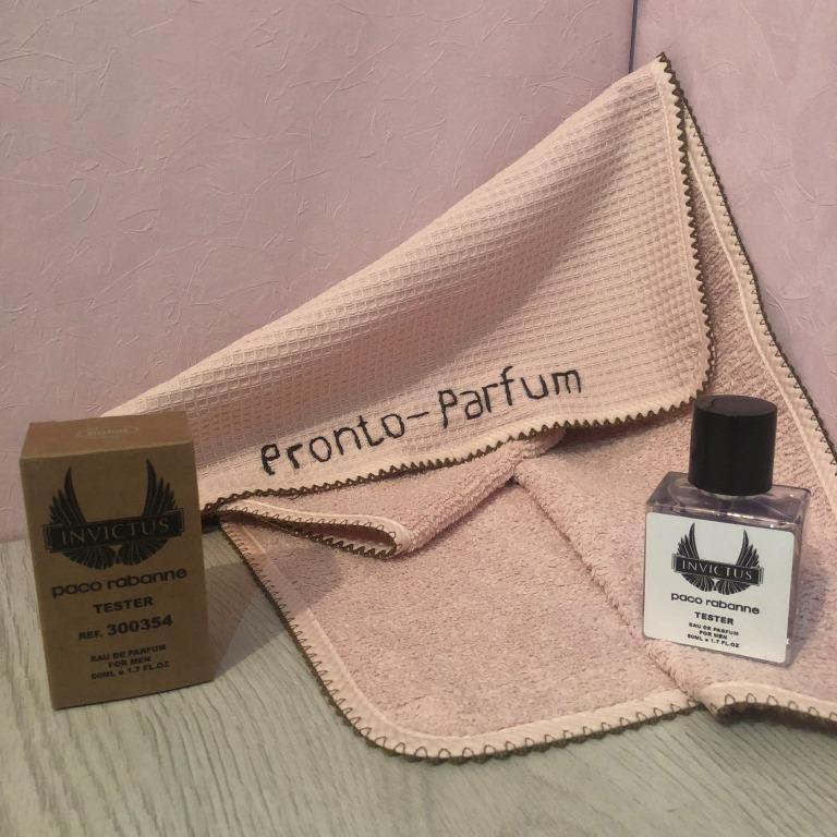 Начальные ноты: мандарин, морские аккорды, грейпфрут. Ноты сердца: жасмин, лавр. Базовые ноты: дубовый мох, гуаяк, серая амбра, пачули. 